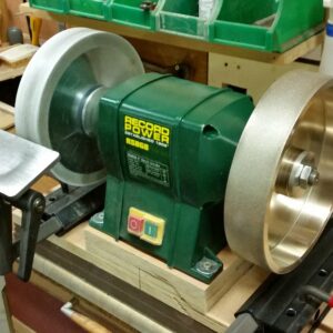 Diamond and CBN grinding wheels